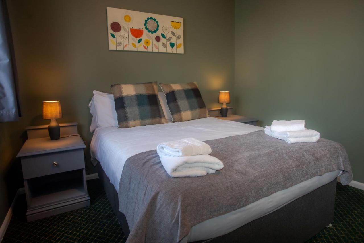 Bells Hotel كول فورد المظهر الخارجي الصورة