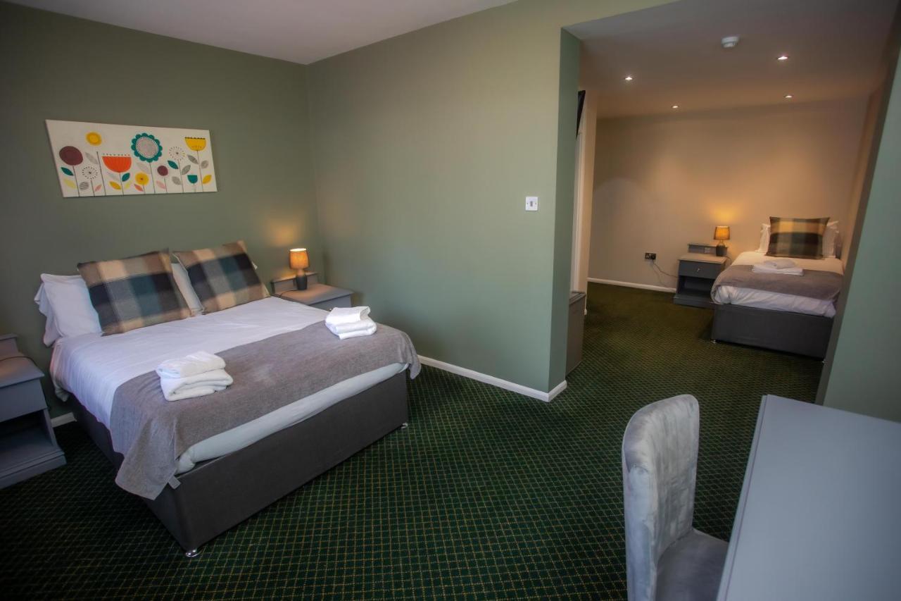 Bells Hotel كول فورد المظهر الخارجي الصورة