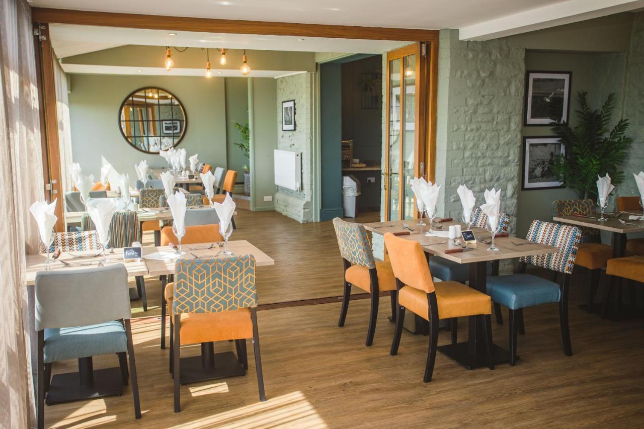 Bells Hotel كول فورد المظهر الخارجي الصورة