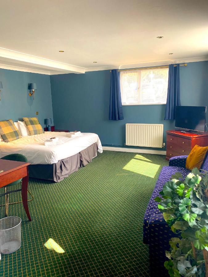 Bells Hotel كول فورد المظهر الخارجي الصورة