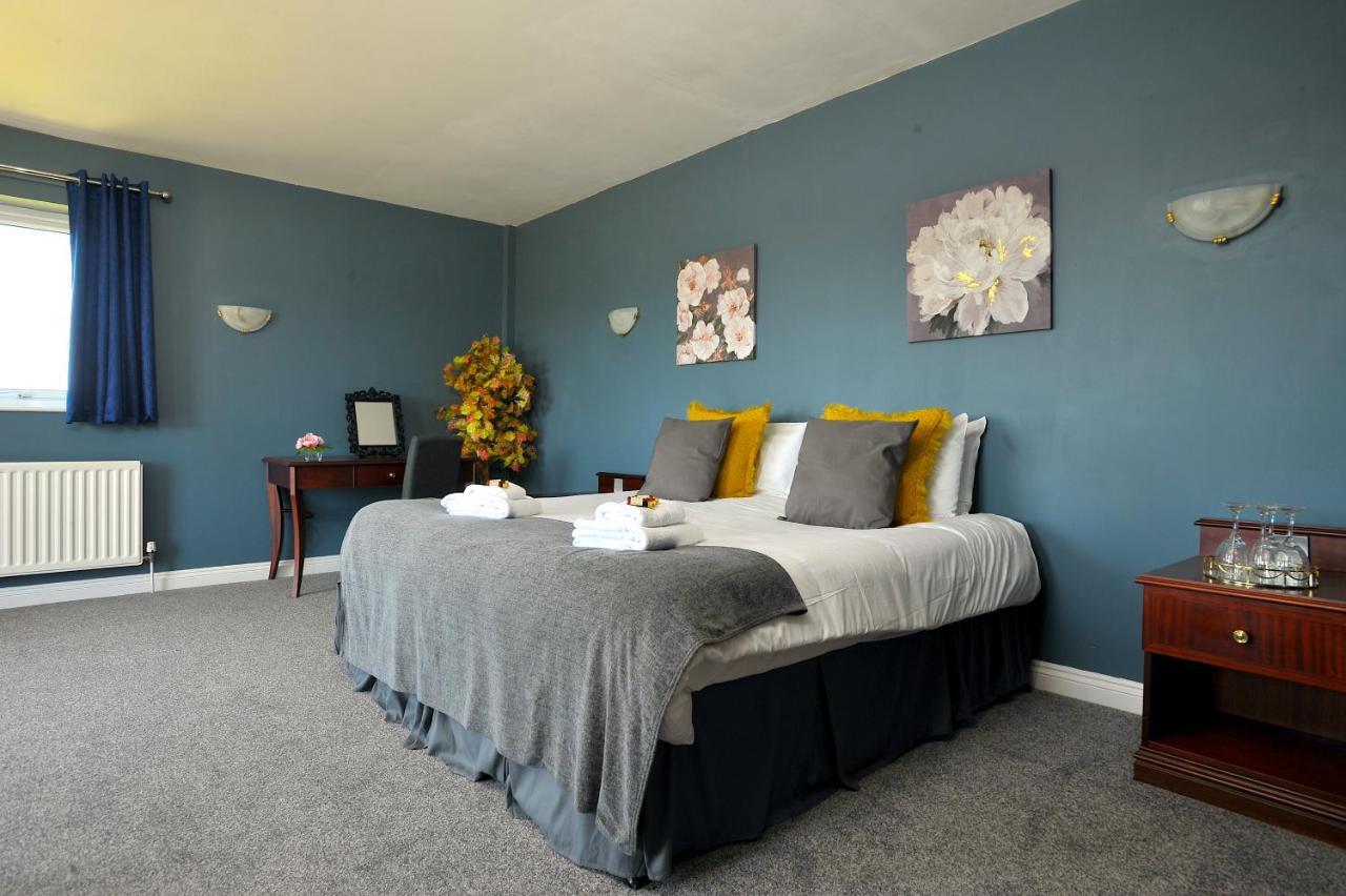 Bells Hotel كول فورد المظهر الخارجي الصورة